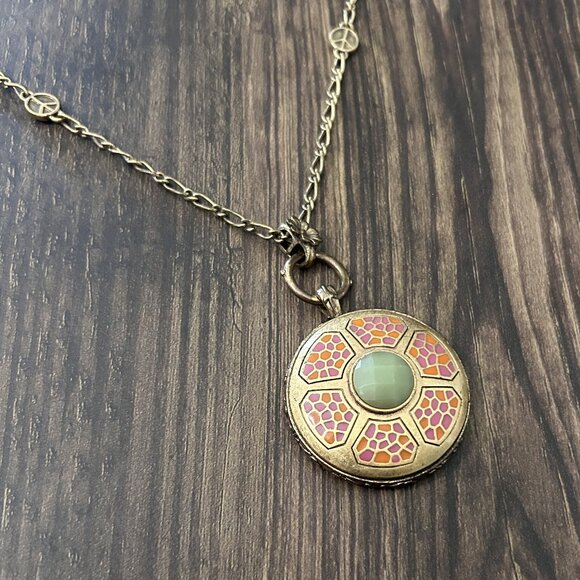 Large Medallion Pendant Necklace ASO Alex Russo - Picture 4 of 8